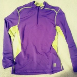 Nike pullover